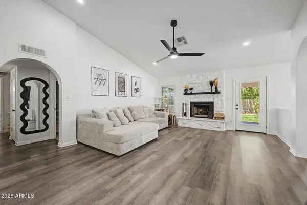 844 E ENCINAS Avenue, Gilbert, AZ 85234
