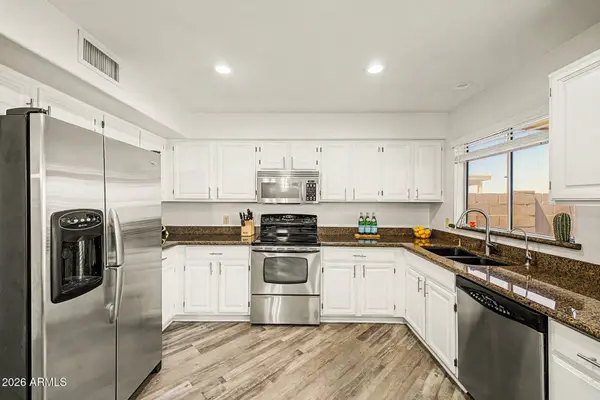 1836 N STAPLEY Drive #82, Mesa, AZ 85203