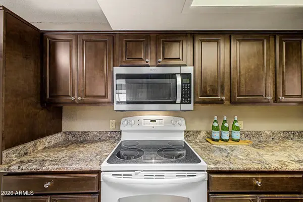 463 S OLMO Circle, Apache Junction, AZ 85120