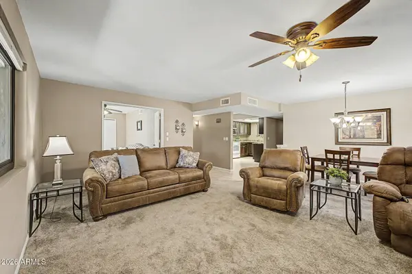 463 S OLMO Circle, Apache Junction, AZ 85120