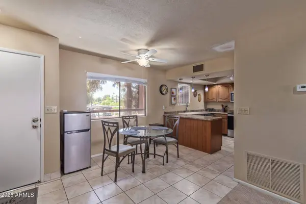 4303 E CACTUS Road #202, Phoenix, AZ 85032