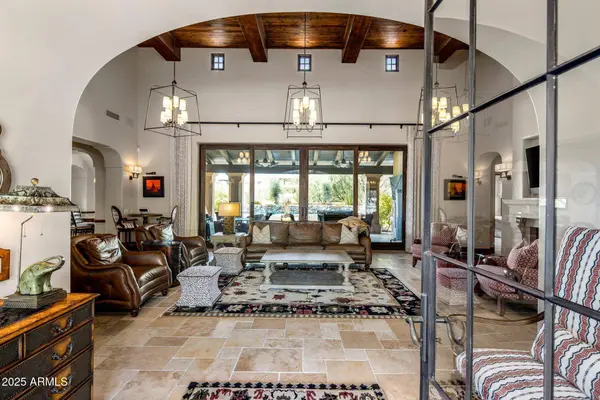 18826 N 101ST Place #10, Scottsdale, AZ 85255