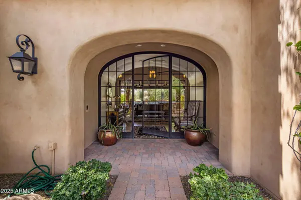 18826 N 101ST Place #10, Scottsdale, AZ 85255