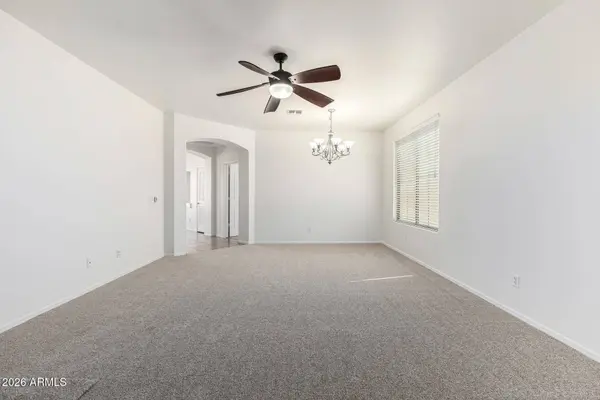 10205 W FLORENCE Avenue, Tolleson, AZ 85353