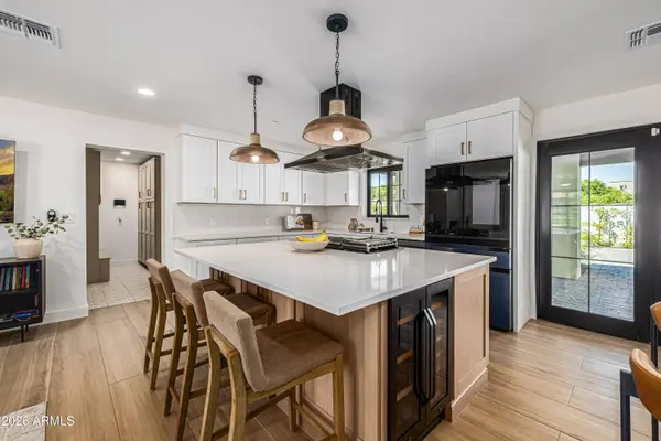7708 E OSBORN Road, Scottsdale, AZ 85251
