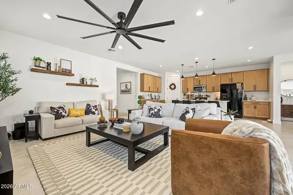 20090 W MONTECITO Avenue, Litchfield Park, AZ 85340