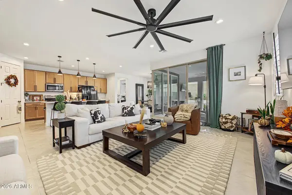 20090 W MONTECITO Avenue, Litchfield Park, AZ 85340