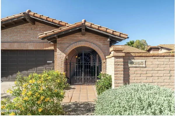 6762 N 17TH Place, Phoenix, AZ 85016