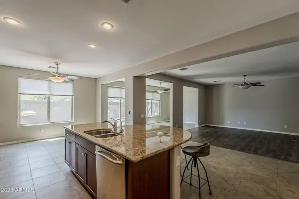 3849 E MATTHEW Drive, Phoenix, AZ 85050