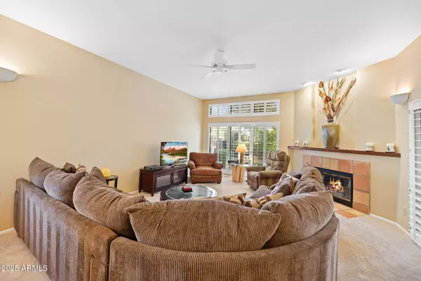 11837 N 40TH Place, Phoenix, AZ 85028