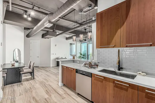1 E LEXINGTON Avenue #1402, Phoenix, AZ 85012