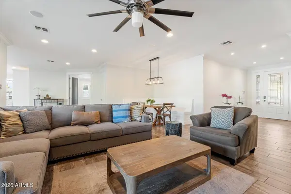 3401 N 34TH Place, Phoenix, AZ 85018
