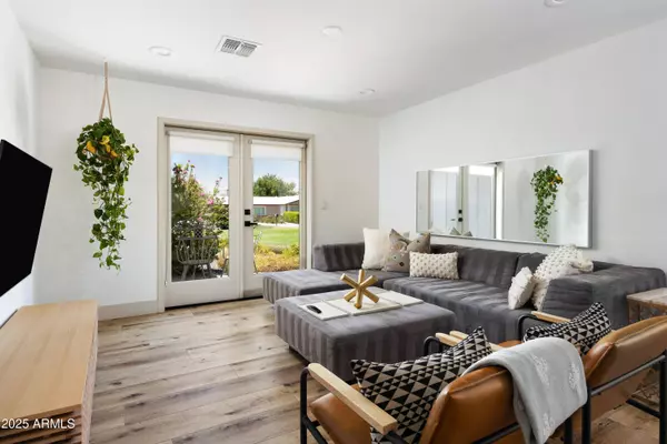 2331 N 53RD Street, Phoenix, AZ 85008