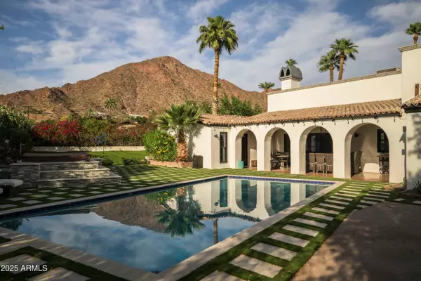 4616 N ROYAL PALM Circle, Phoenix, AZ 85018