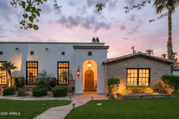 4616 N ROYAL PALM Circle, Phoenix, AZ 85018