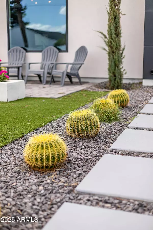 3118 N 42ND Street, Phoenix, AZ 85018