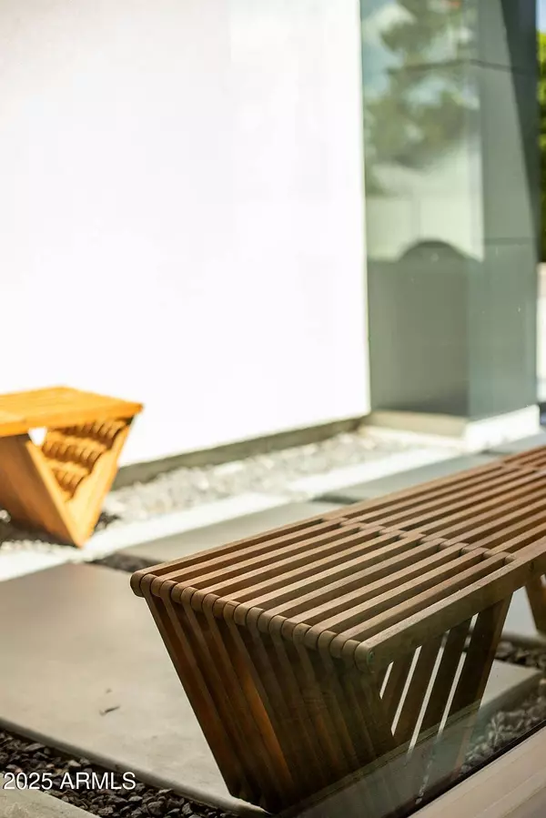 3118 N 42ND Street, Phoenix, AZ 85018