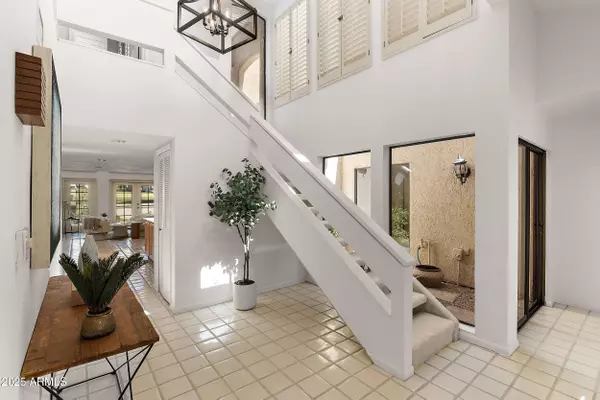 2626 E ARIZONA BILTMORE Circle #20, Phoenix, AZ 85016