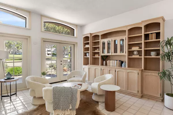 2626 E ARIZONA BILTMORE Circle #20, Phoenix, AZ 85016