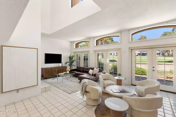 2626 E ARIZONA BILTMORE Circle #20, Phoenix, AZ 85016