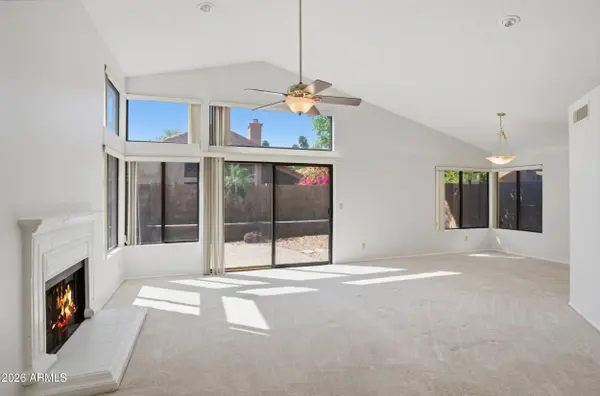 37 E GREENTREE Drive, Tempe, AZ 85284