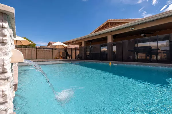 9446 W QUAIL Avenue, Peoria, AZ 85382