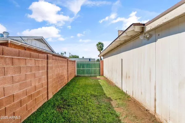 6537 N 41ST Drive, Phoenix, AZ 85019