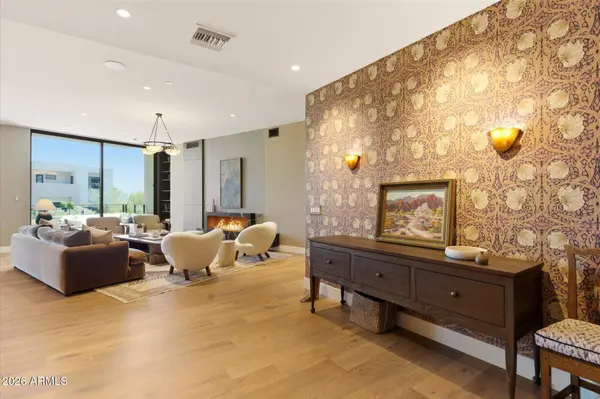 5000 N Camelback Ridge Drive #108, Scottsdale, AZ 85251