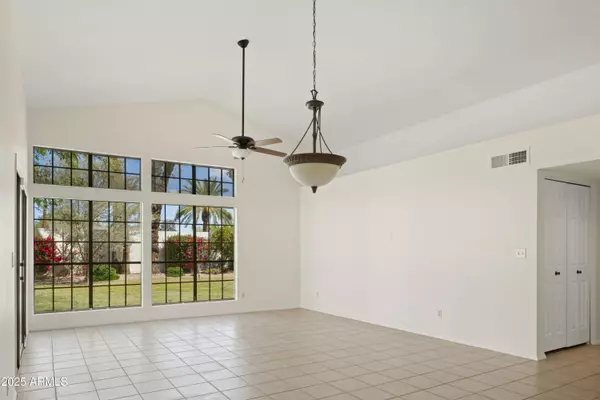 5136 E KAREN Drive, Scottsdale, AZ 85254