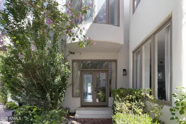 4955 E INDIAN SCHOOL Road #5, Phoenix, AZ 85018