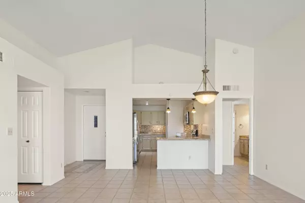 5136 E KAREN Drive, Scottsdale, AZ 85254