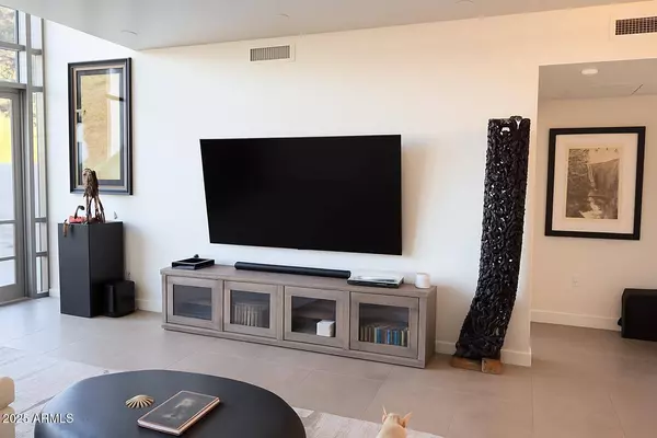 15215 N KIERLAND Boulevard #103, Scottsdale, AZ 85254