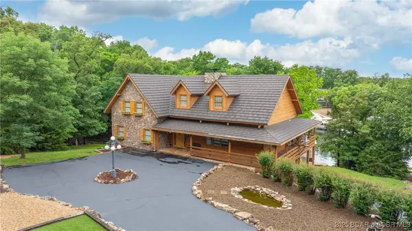 1624 Kays Point RD, Four Seasons, MO 65049