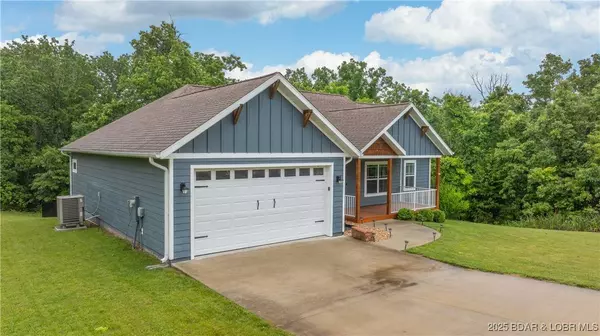 184 Porch Swing BLVD, Camdenton, MO 65020