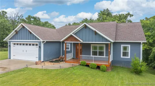 184 Porch Swing BLVD, Camdenton, MO 65020