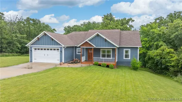 184 Porch Swing BLVD, Camdenton, MO 65020