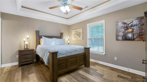 50 Tom Watson CT #300D, Lake Ozark, MO 65049