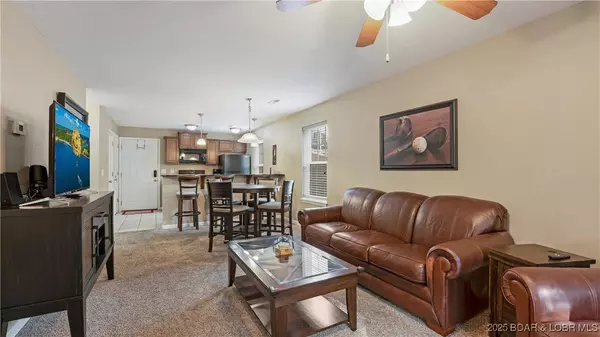 50 Arnold Palmer DR #400A, Lake Ozark, MO 65049