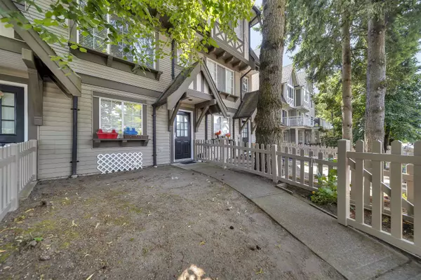 12778 66 AVE #6, Surrey, BC V3W 1K9