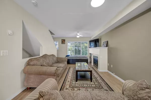 12778 66 AVE #6, Surrey, BC V3W 1K9