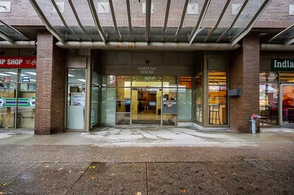 1010 Howe ST #702, Vancouver, BC V6Z 1P5