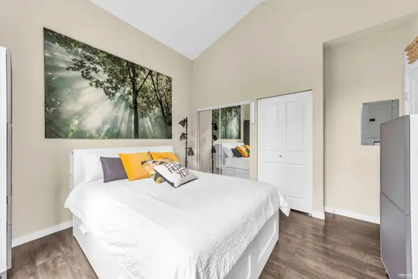 265 Ross DR #402, New Westminster, BC V3L 0C8