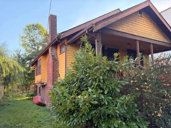 1736 Graveley ST, Vancouver, BC V5L 3B1