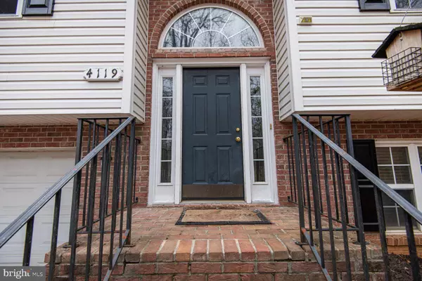 4119 FREEZELAND RD, Linden, VA 22642