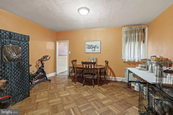 3439 SHEFFIELD AVE, Philadelphia, PA 19136