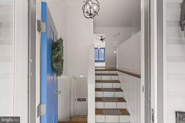 24 LAMPPOST LN, Somerdale, NJ 08083