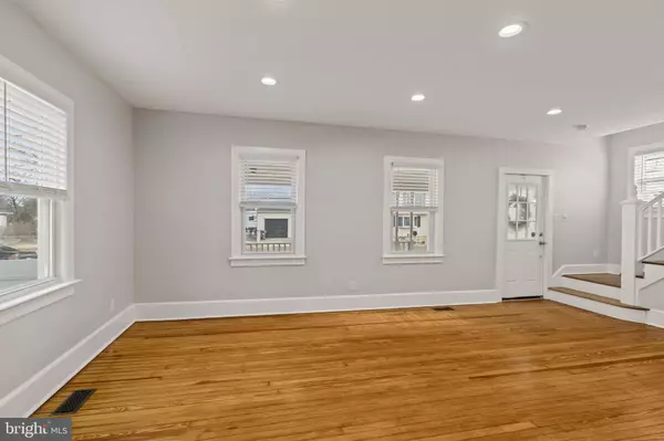 104 N CUMBERLAND AVE, Hainesport, NJ 08036