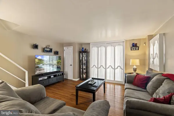 2733 TREMONT ST, Philadelphia, PA 19136