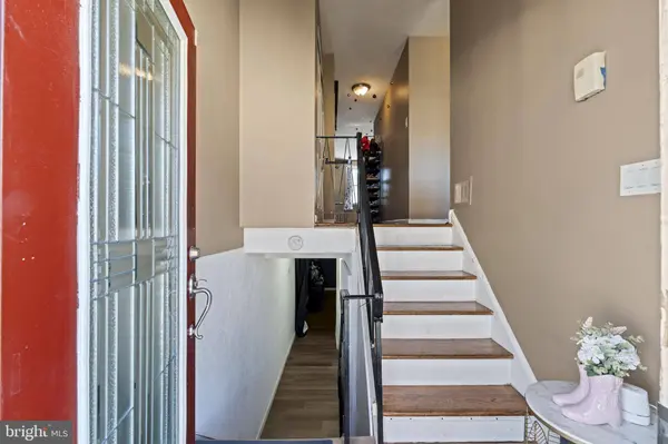 3329 MORNING GLORY RD, Philadelphia, PA 19154