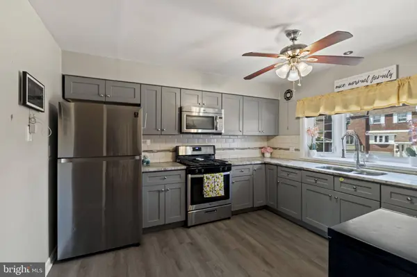 3329 MORNING GLORY RD, Philadelphia, PA 19154
